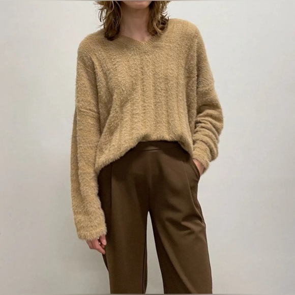 Oak + Fort Fuzzy Sweater - Picture 2 of 4